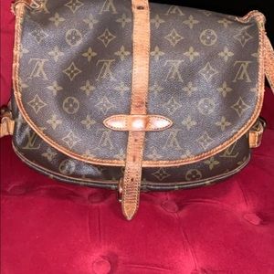 Authentic Louis Vuitton 25